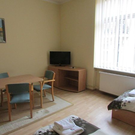 Cdr Aparthotel Kraków Exteriör bild