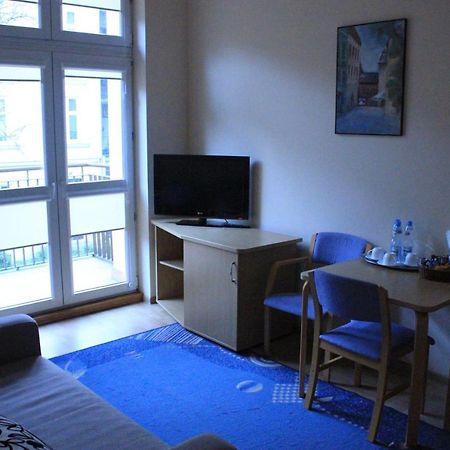 Cdr Aparthotel Kraków Exteriör bild