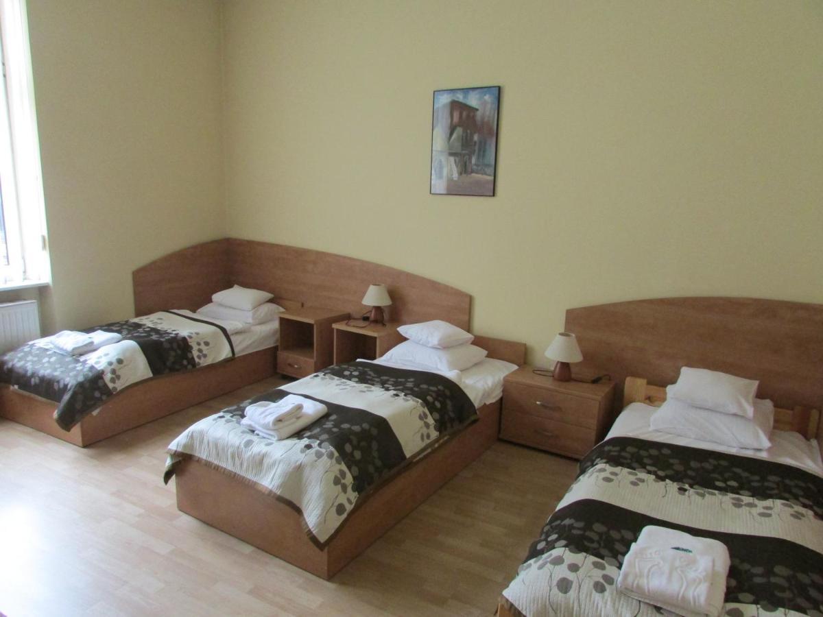 Cdr Aparthotel Kraków Exteriör bild