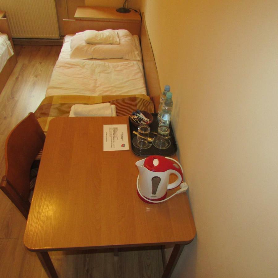 Cdr Aparthotel Kraków Exteriör bild