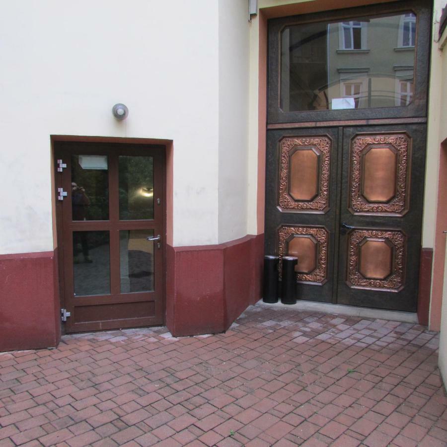 Cdr Aparthotel Kraków Exteriör bild